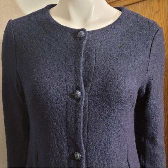 GAP Navy Blue Minimalist Button Jacket S Textured Knit Crest Buttons Old Money - Picture 4 of 11